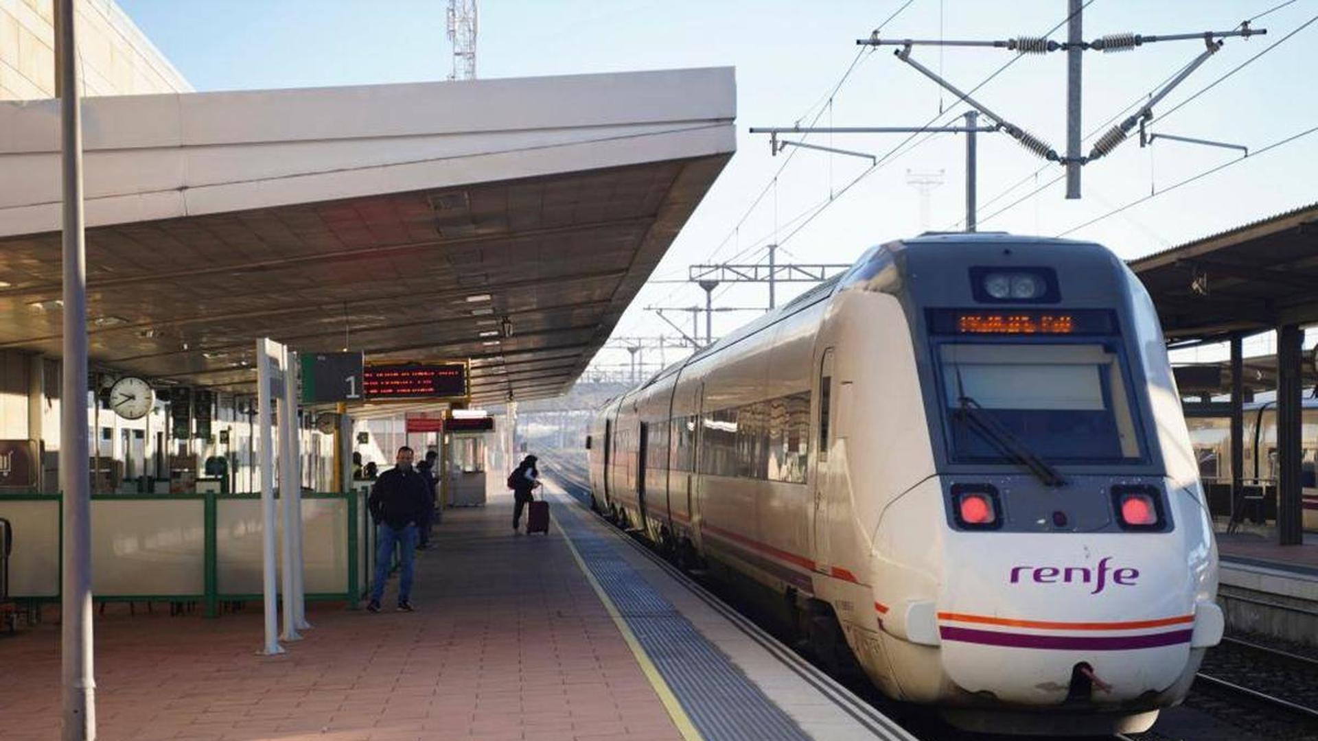 Viajar Con Descuentos Renfe Pone A La Venta Los Billetes Del Interrail